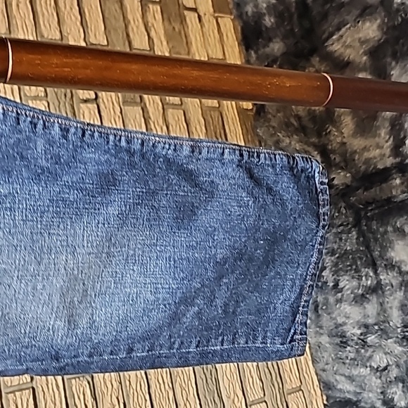 Lucky Brand Ladies Classic Fit Crop sz 28 - Picture 3 of 11